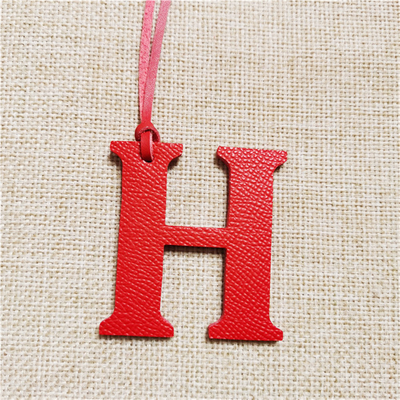 Commercio all'ingrosso di luss - Monogram Keychain Leather recensione e prezzo
